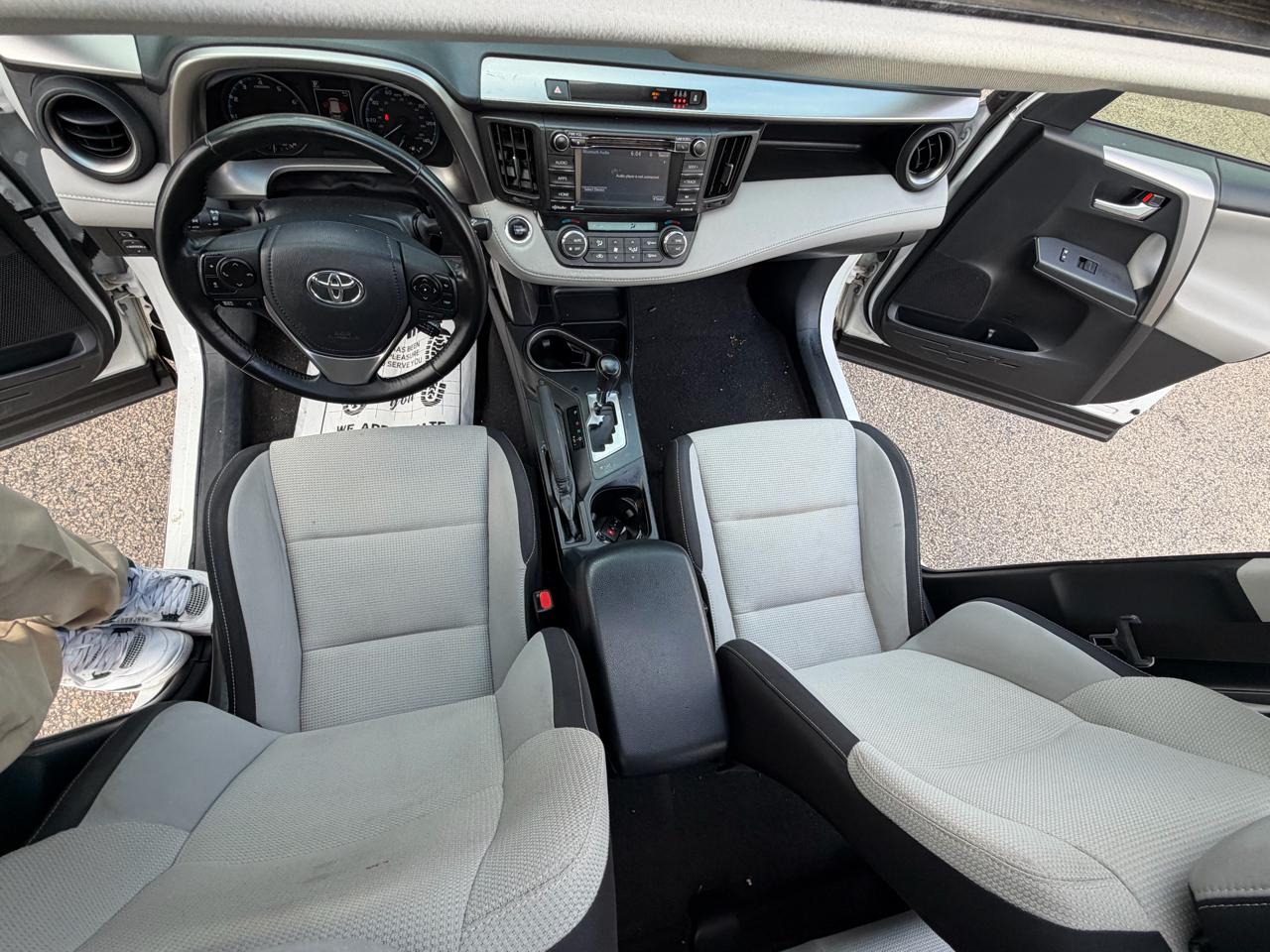 Toyota RAV4 XLE AWD 2018