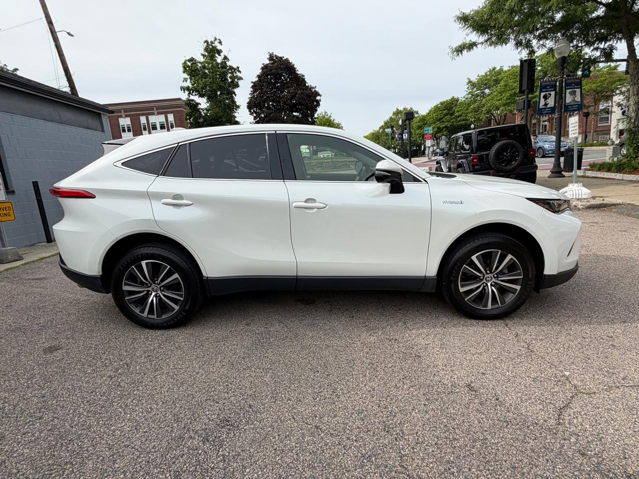 Toyota Venza LE 2021