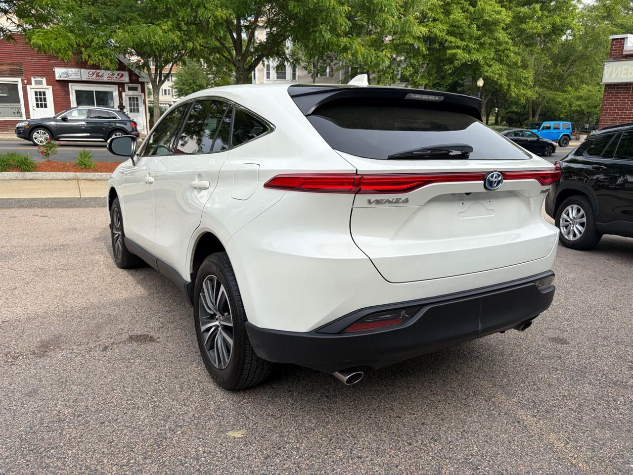 Toyota Venza LE 2021