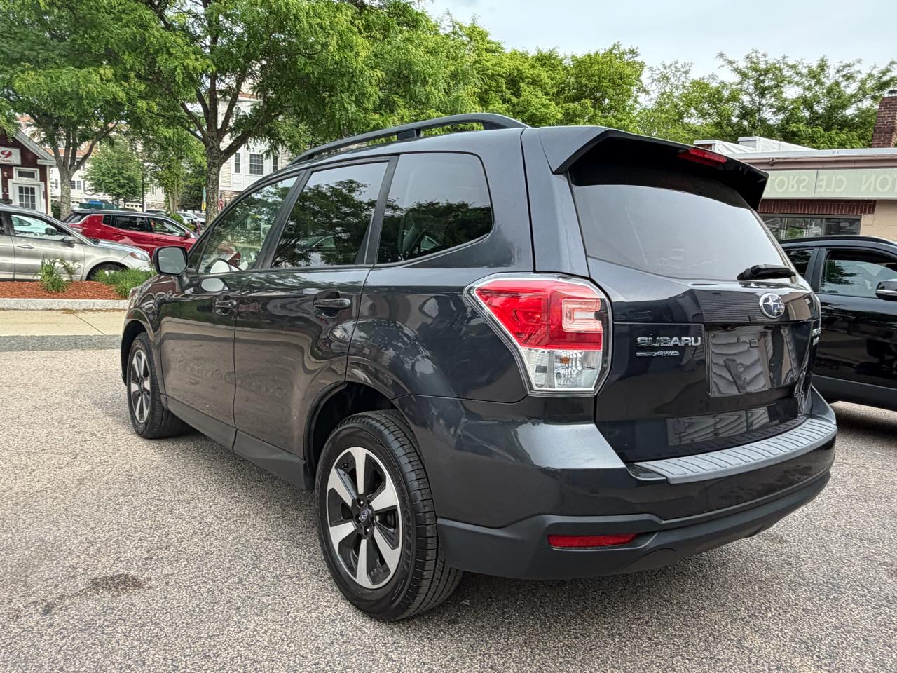 Subaru Forester 2.5i Premium PZEV CVT 2017