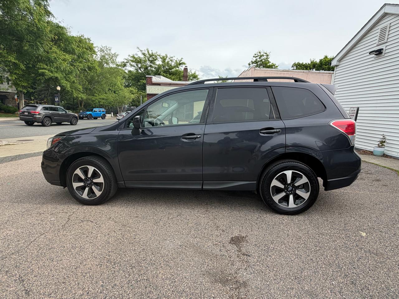Subaru Forester 2.5i Premium PZEV CVT 2017