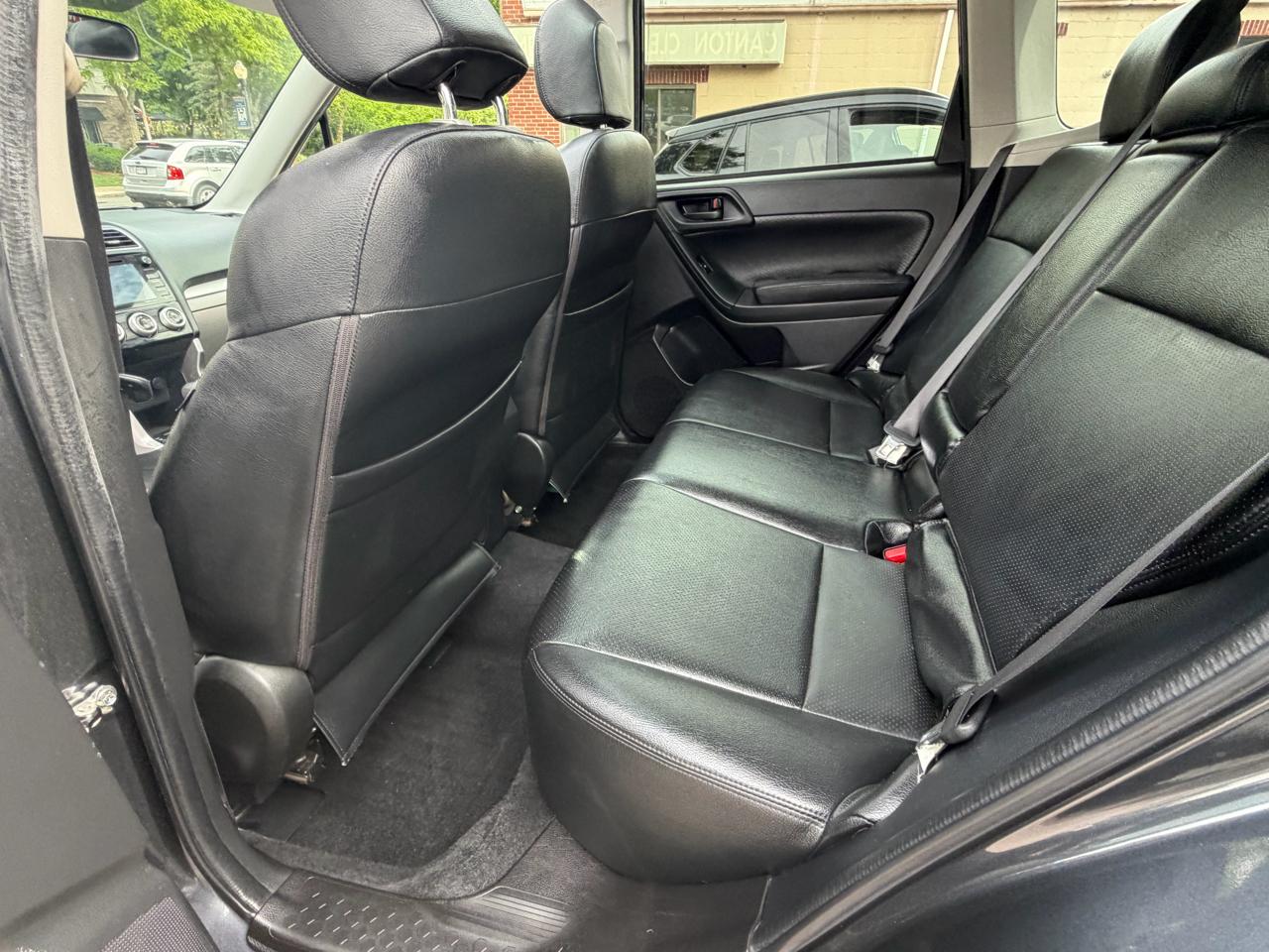 Subaru Forester 2.5i Premium PZEV CVT 2017