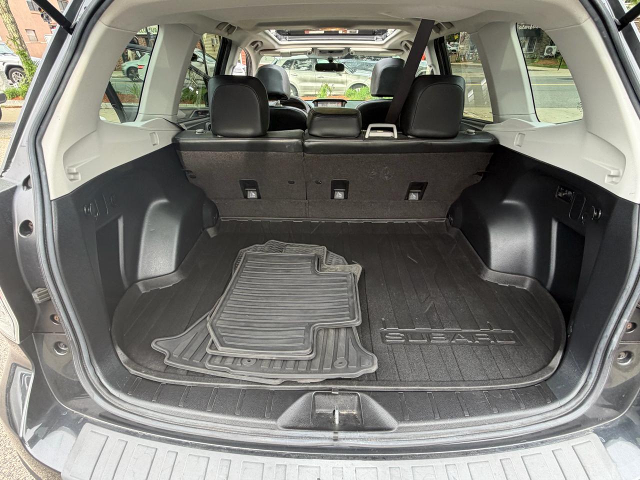 Subaru Forester 2.5i Premium PZEV CVT 2017
