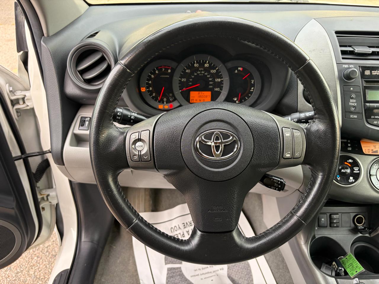 Toyota RAV4 Limited I4 4WD 2011