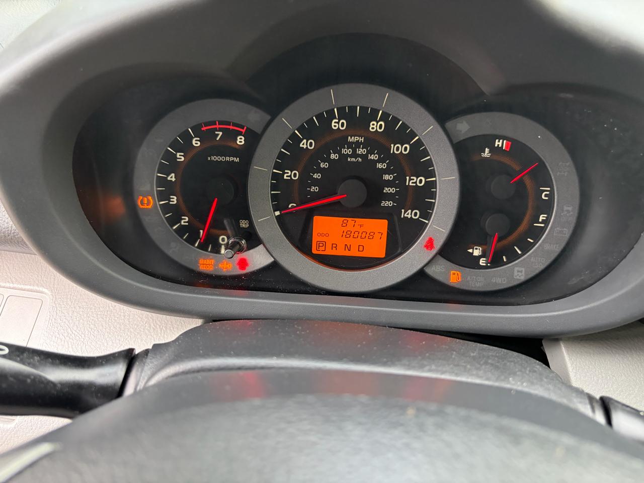 Toyota RAV4 Limited I4 4WD 2011