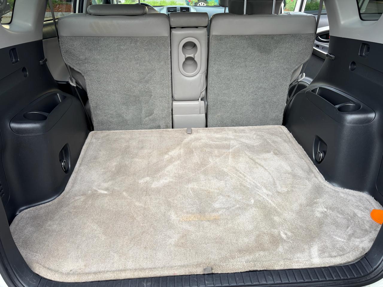 Toyota RAV4 Limited I4 4WD 2011