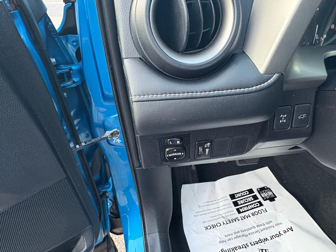 Toyota RAV4 XLE AWD 2018