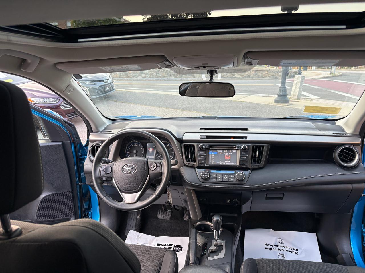 Toyota RAV4 XLE AWD 2018