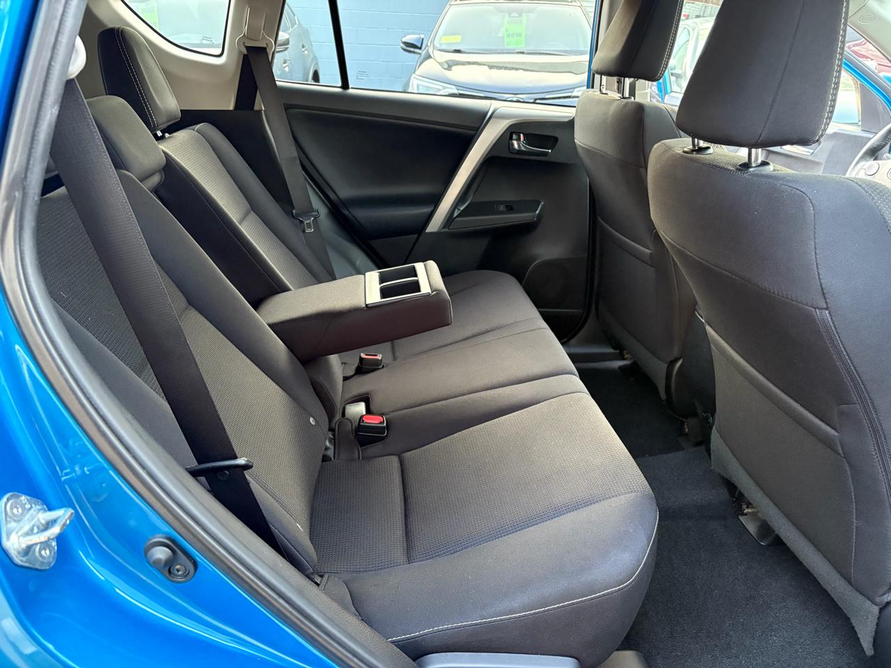 Toyota RAV4 XLE AWD 2018