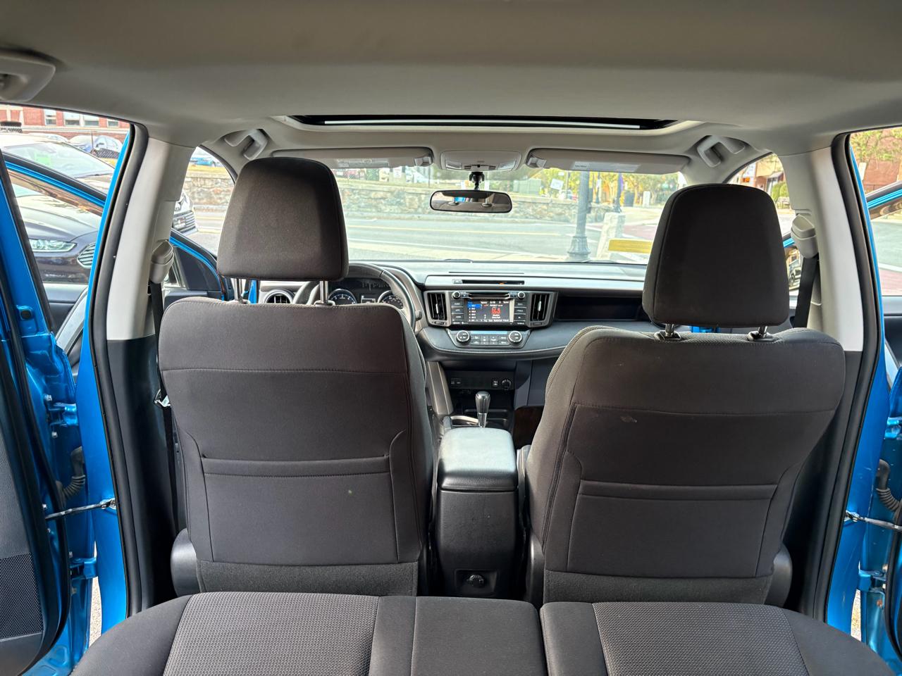 Toyota RAV4 XLE AWD 2018