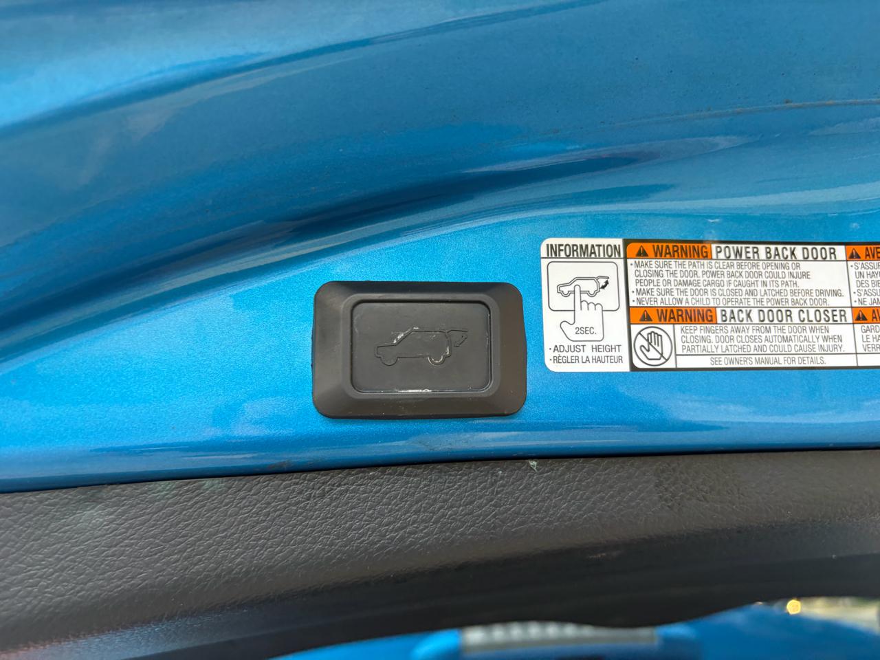 Toyota RAV4 XLE AWD 2018