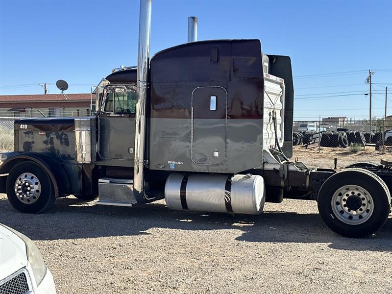 Peterbilt 379  1999