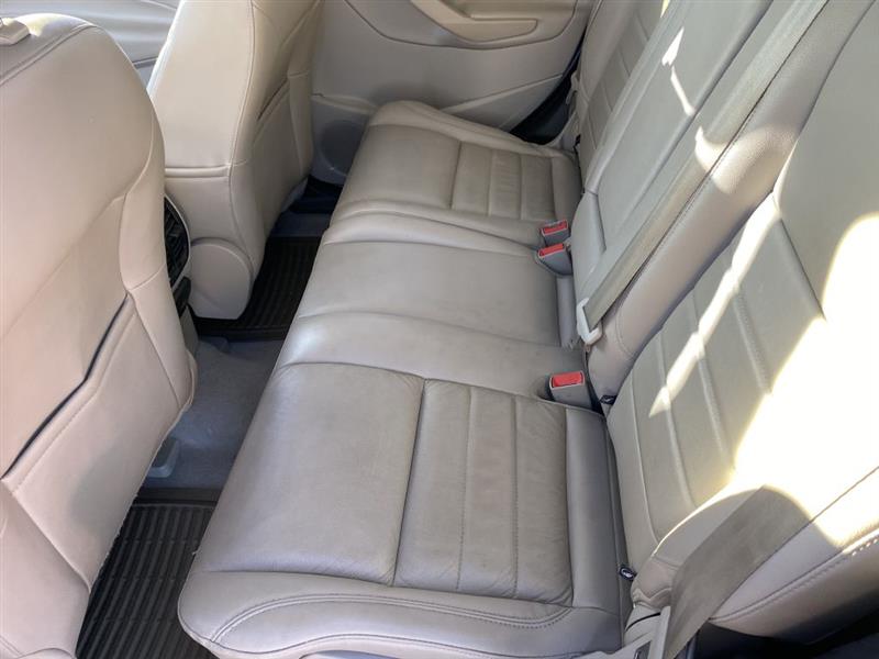 Ford Escape Titanium FWD 2016