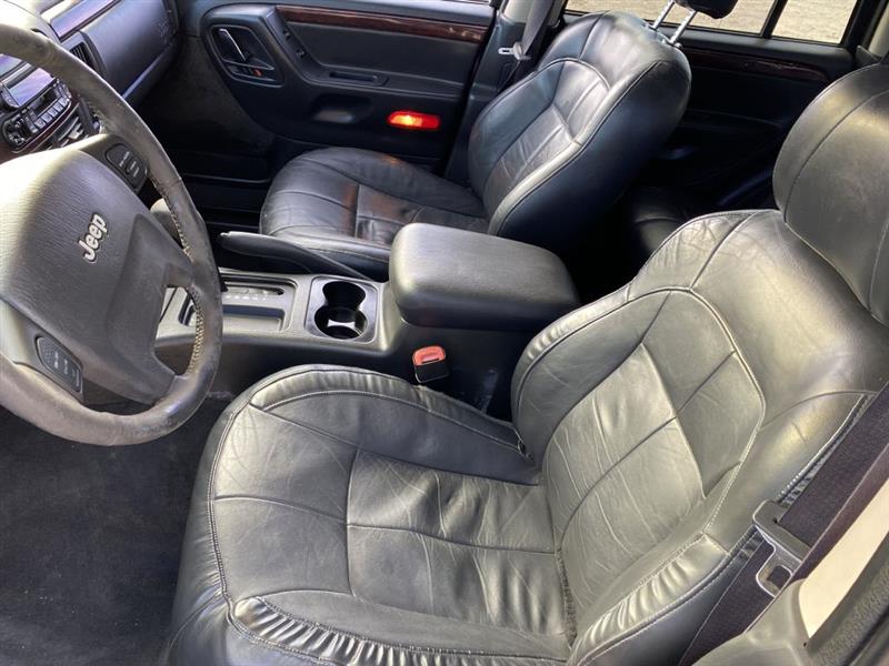 Jeep Grand Cherokee Limited 2WD 2002