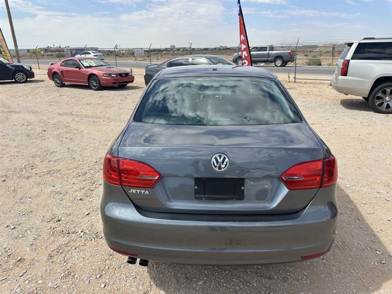 Volkswagen Jetta S 2013