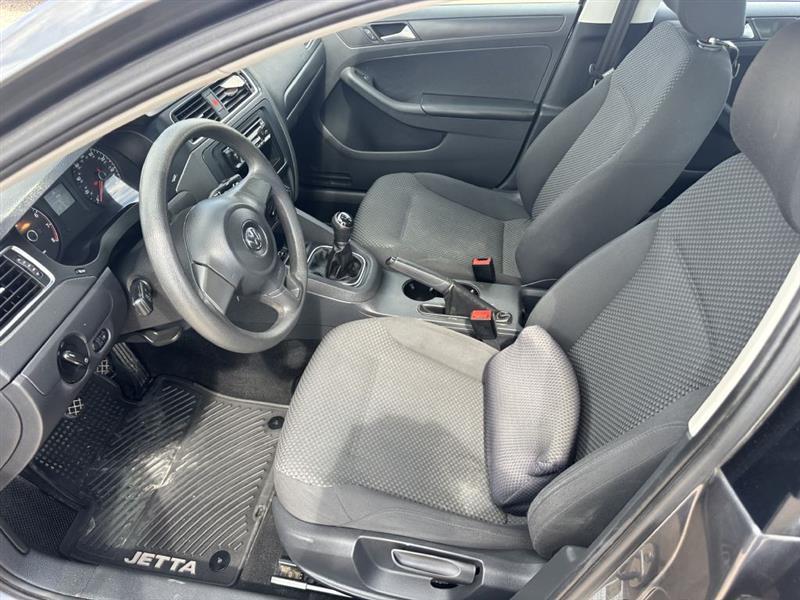 Volkswagen Jetta S 2013