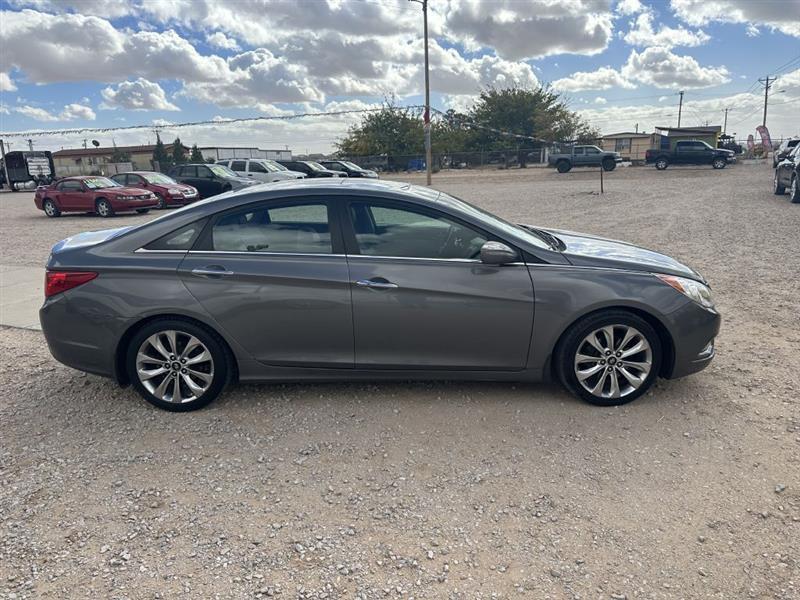 Hyundai Sonata SE Auto 2011