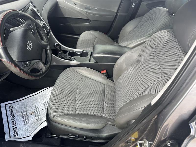 Hyundai Sonata SE Auto 2011