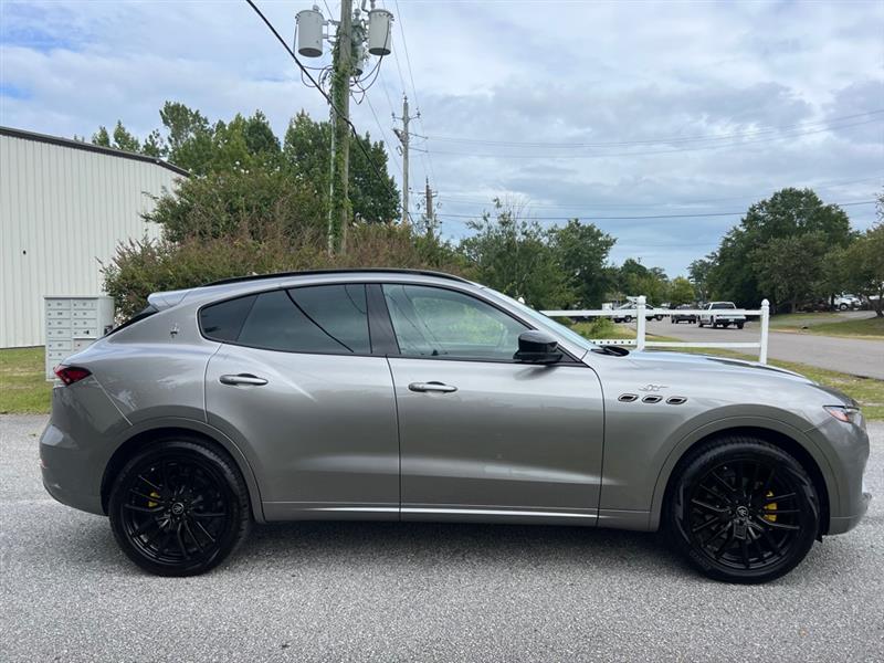 Maserati Levante Base 2022 Maserati Levante Base 2022