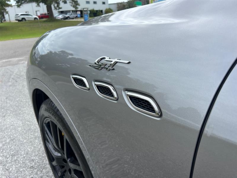 Maserati Levante Base 2022 Maserati Levante Base 2022