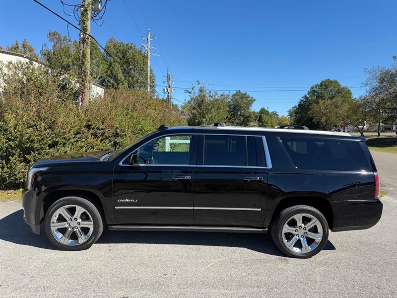 GMC Yukon XL Denali 4WD 2018 GMC Yukon XL Denali 4WD 2018