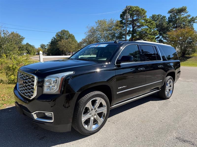 GMC Yukon XL Denali 4WD 2018 GMC Yukon XL Denali 4WD 2018
