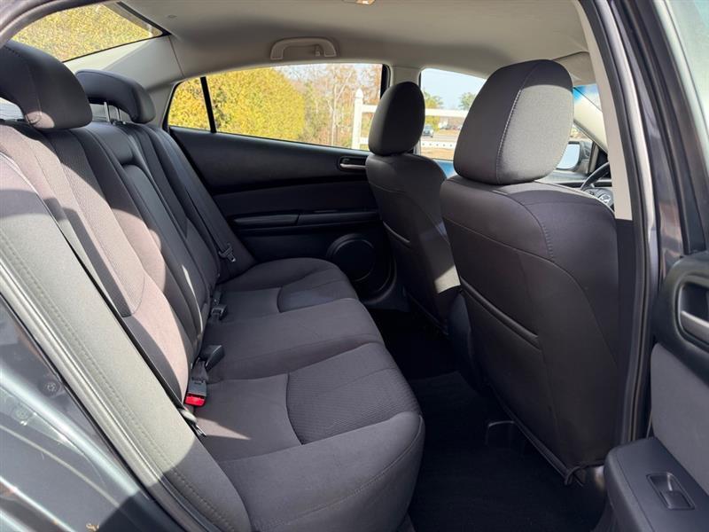 Mazda MAZDA6 i Sport 2013