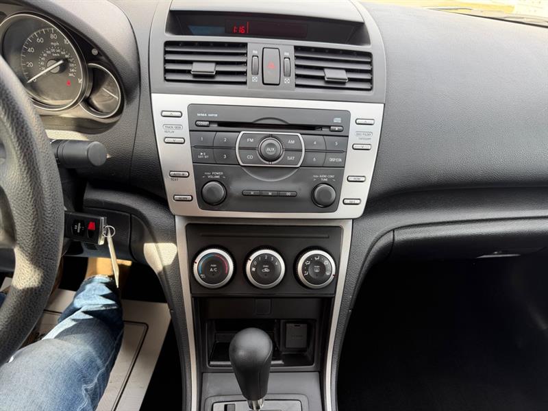 Mazda MAZDA6 i Sport 2013