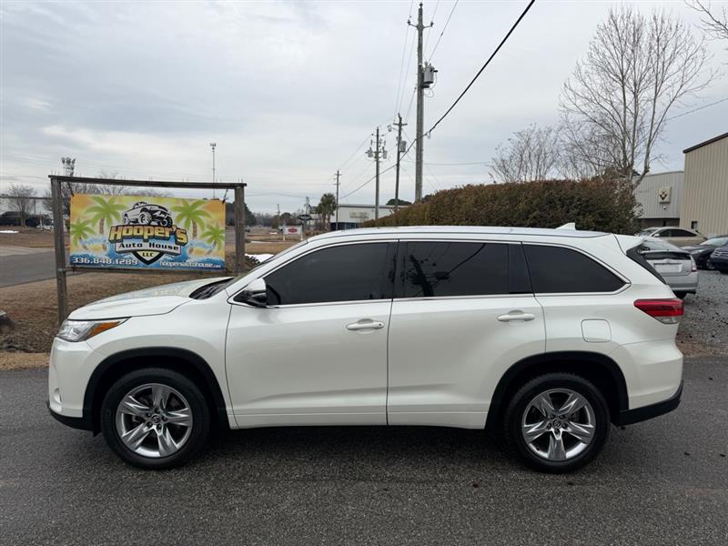 Toyota Highlander SE FWD V6 2018