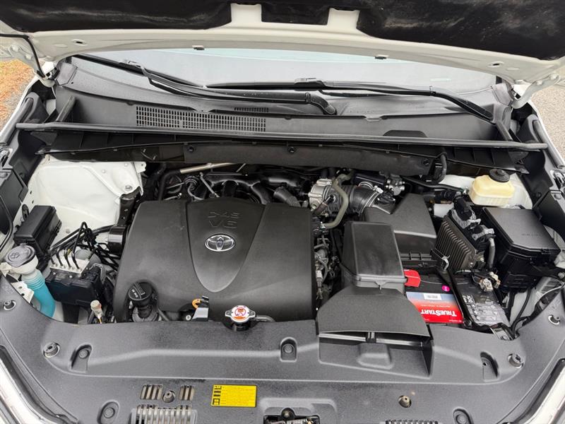 Toyota Highlander SE FWD V6 2018