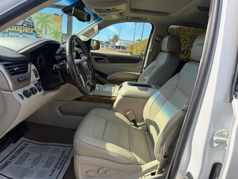 GMC Yukon XL Denali 4WD 2017