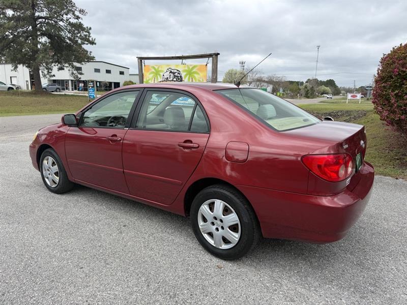 Toyota Corolla CE 2005