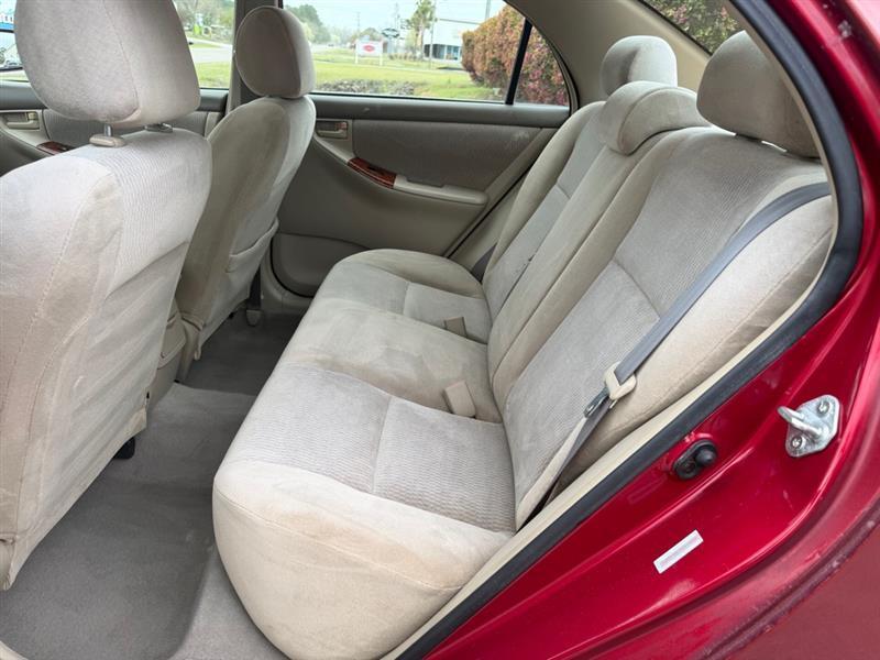 Toyota Corolla CE 2005