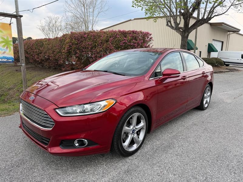 Ford Fusion SE 2015