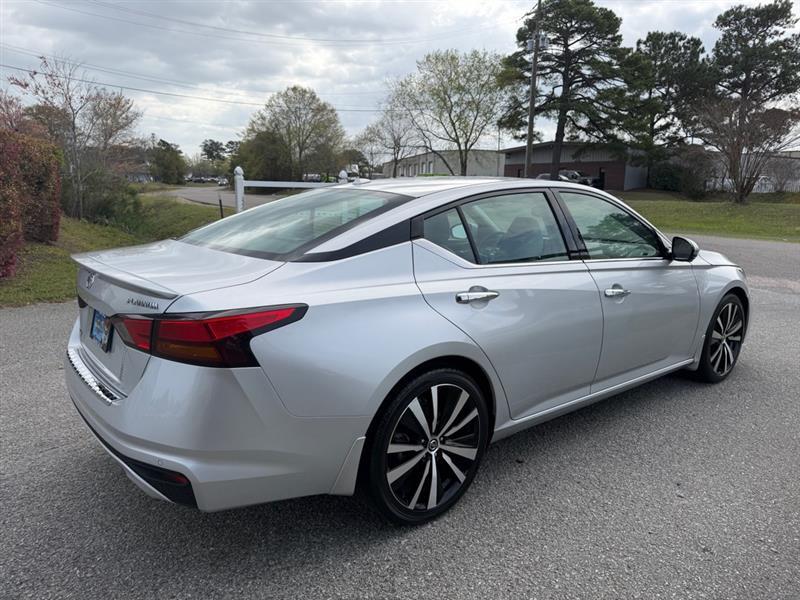 Nissan Altima 2.5 Platinum 2019