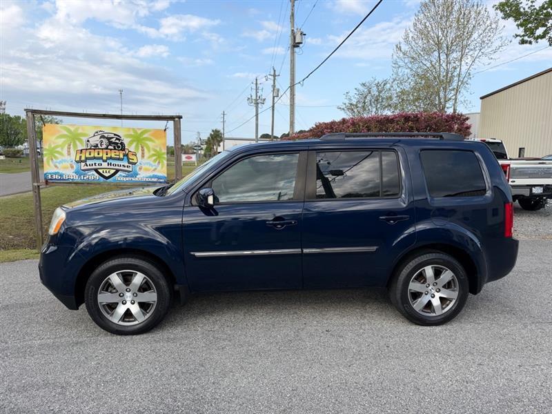 Honda Pilot Touring 2WD 5-Spd AT with DVD 2015