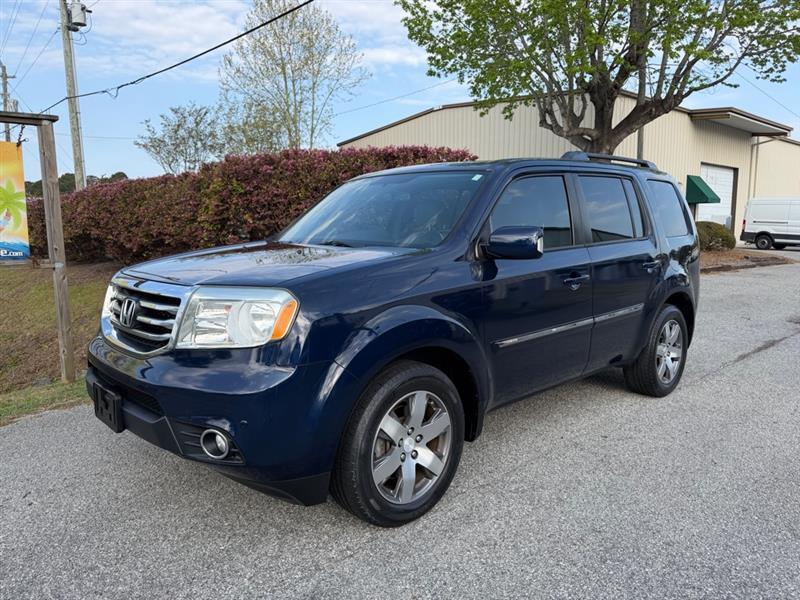 Honda Pilot Touring 2WD 5-Spd AT with DVD 2015