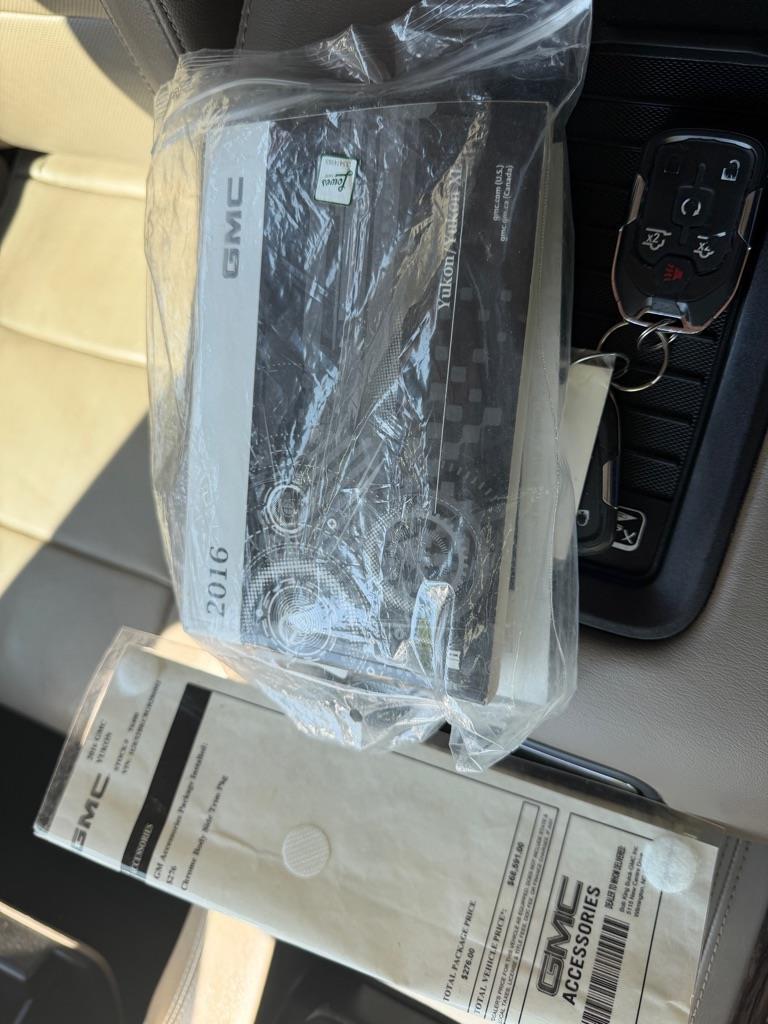 GMC Yukon SLT 4WD 2016
