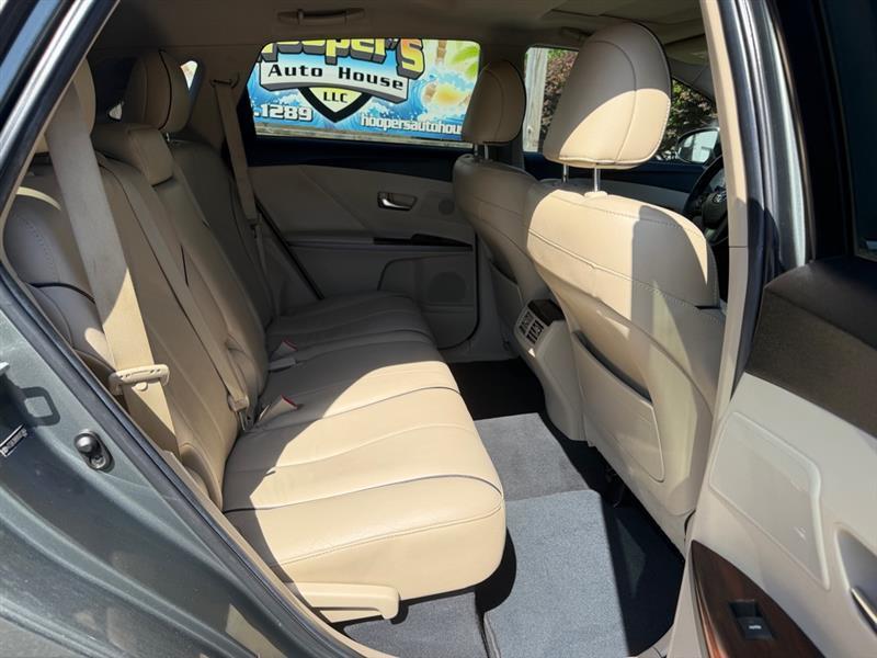 Toyota Venza LE V6 FWD 2013