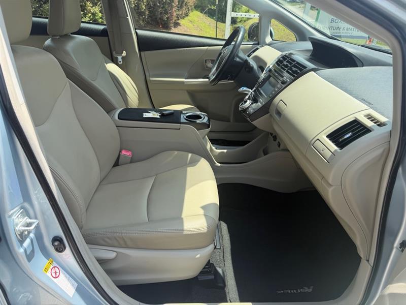 Toyota Prius V Three 2014