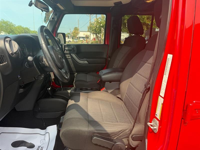 Jeep Wrangler Unlimited Sport 4WD 2011