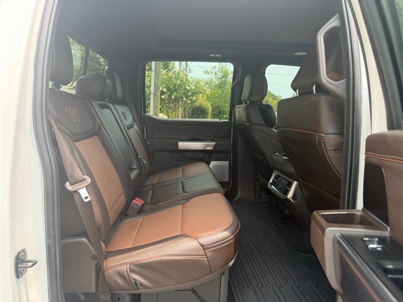 Ford F-250 SD Platinum Crew Cab 4WD 2024
