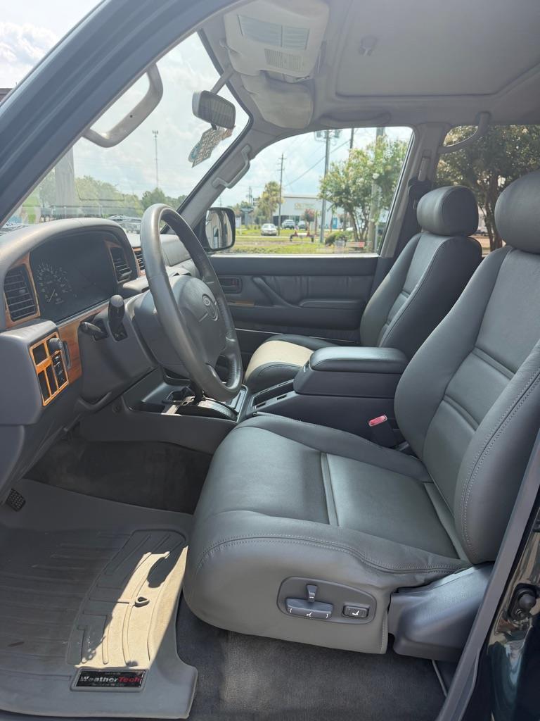 Toyota Land Cruiser 4WD 1995