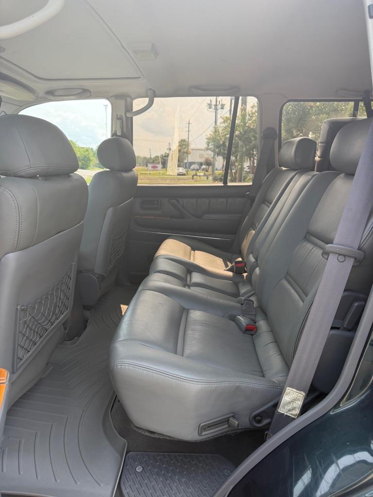 Toyota Land Cruiser 4WD 1995