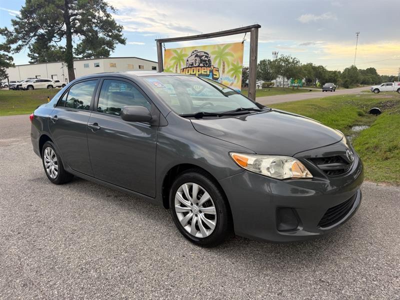 Toyota Corolla S 5-Speed MT 2012