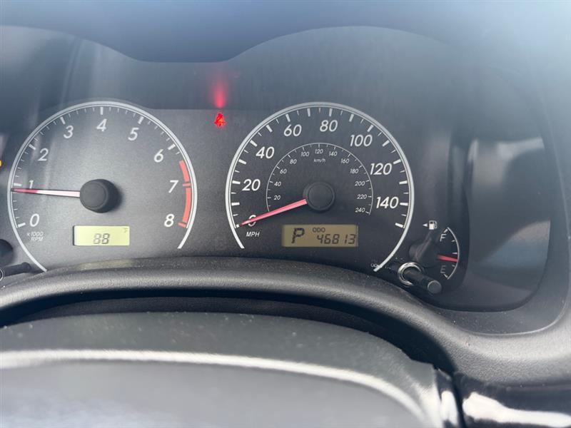 Toyota Corolla S 5-Speed MT 2012
