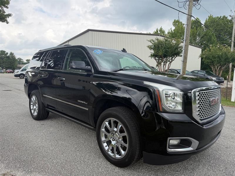 GMC Yukon Denali 4WD 2015