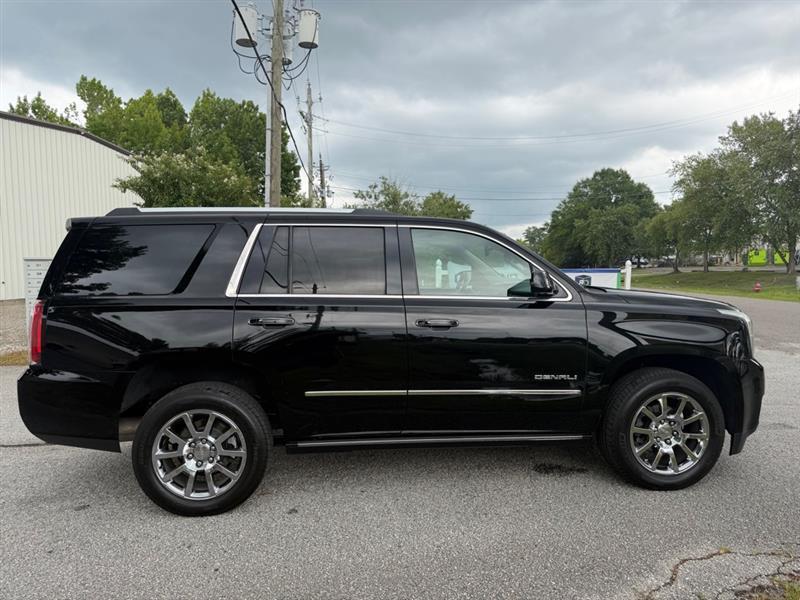 GMC Yukon Denali 4WD 2015