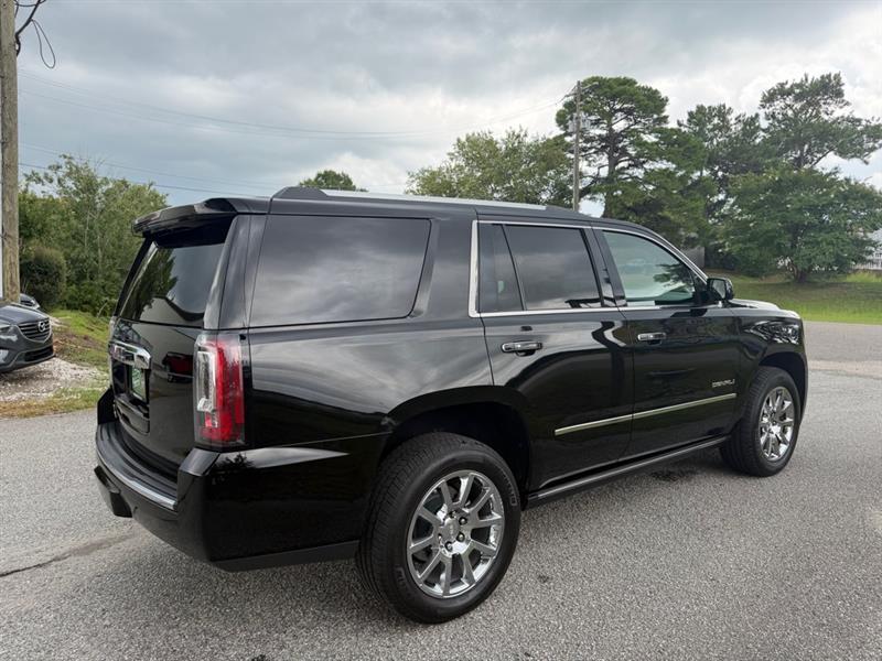 GMC Yukon Denali 4WD 2015