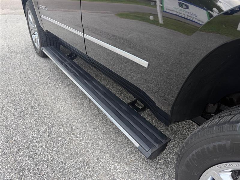 GMC Yukon Denali 4WD 2015
